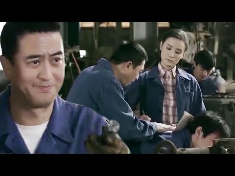 工程师一眼看出图纸有问题，谁料老总却瞧不起他，下秒打脸了