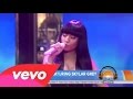 Nicki Minaj - Bed Of Lies (Live) ft. Skylar Grey