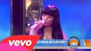 Nicki Minaj - Bed Of Lies (Live) ft. Skylar Grey