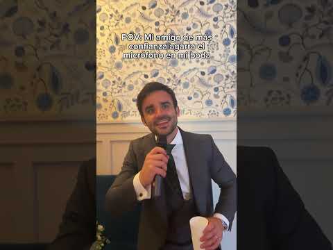 My friend grabs the mic at the wedding @mariuslekker 🎤🤣 #humor #wedding #shorts