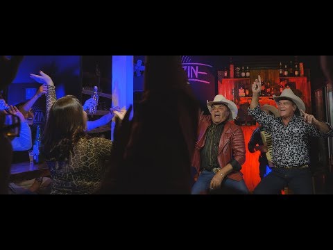 Gino e Geno - Garçom (CLIPE OFICIAL)
