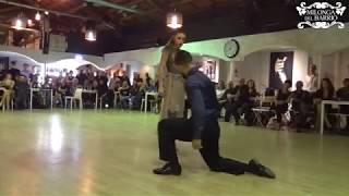 Jose Fernandez e Martina Waldman • Milonga del Barrio • 10/11/17 • 1 di 4