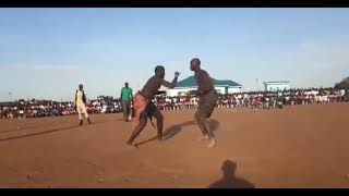 Download lagu Yirol ku Awerial vs Mundari Wrestling in New Sites Juba mp3