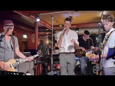 Snietsel + friends   BB King Tribute 150821   12 bring it home to me