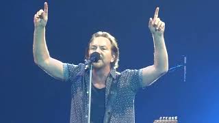 Pearl Jam - Interstellar Overdrive &amp; Corduroy (Live) Lollapalooza Paris 2022