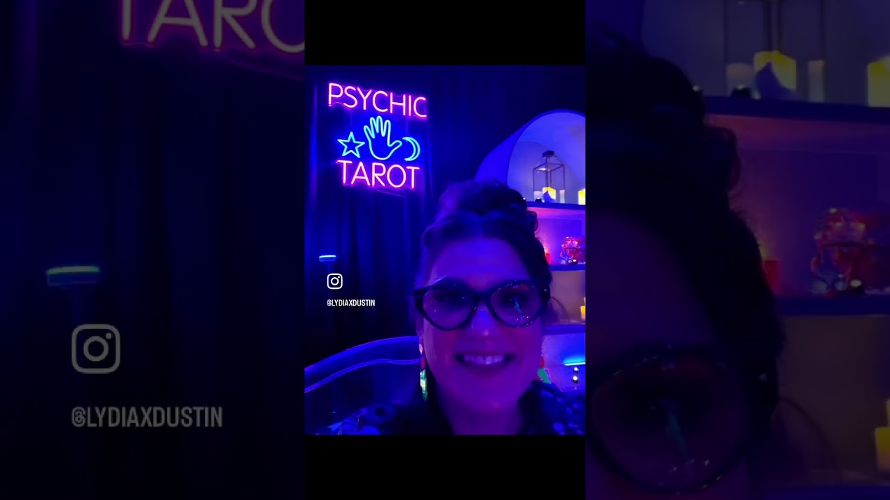 Promotional video thumbnail 1 for Lydia Dustin Psychic Bestie