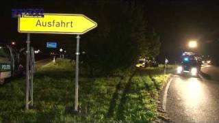 preview picture of video '25.09.2010 - Heidelberg - Audi kracht gegen Baum, Fahrer verstirbt im Krankenhaus'