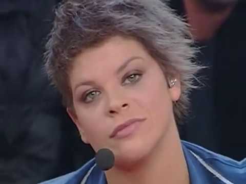 Alessandra Amoroso Stupida con testo