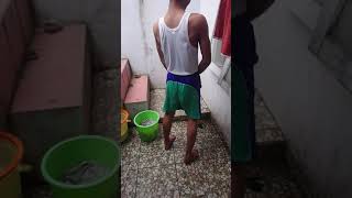 Download lagu pipis sembarangan tendang mp3