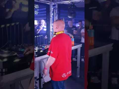 DJ Trix Belfast goes Large (Dec 2022)