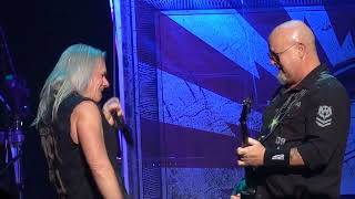 Warrant Live 2023 🡆 Machine Gun 🡄 Dec 16 ⬘ Sugar Land, TX