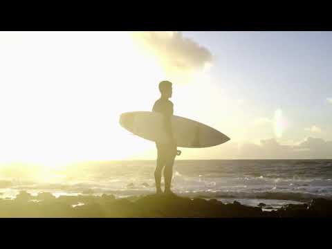 Fearless Surfers of Honolua Bay - Hawaii  Relaxation video with Ocean Sounds
