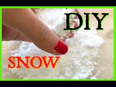 DIY Fake Snow for Christmas Crafts in 2 Minutes