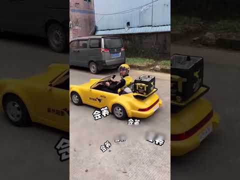 وصل الطلب مع أغرب سيارة في العالم 🌍 #shorts