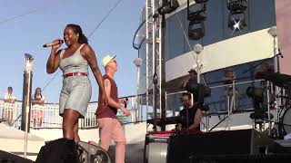 2025 05 15 Fitz And The Tantrums - Complicated