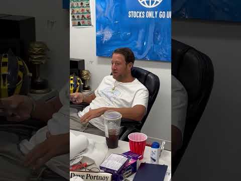 Dave Portnoy Reacts To Employee Only Blogging 7 Times Last Month