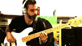 Video thumbnail for FENDER PLAYER JAZZ BASS TEST by Tony Bassmoods