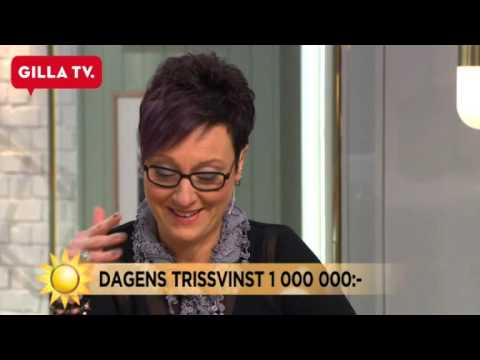 Här gråter trissvinnaren efter att ha skrapat fram storvinsten