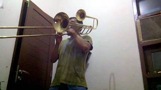 preview picture of video '2nd pattern of double bell trombone.3GP'