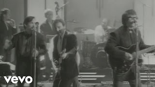 Oh, Pretty Woman (from A Black and White Night)