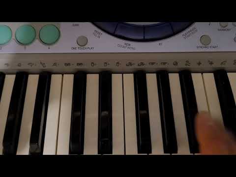 Chanson "La vache à Maillote" au piano.