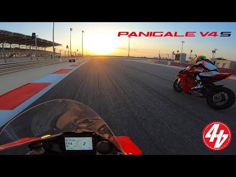 2020 Ducati Panigale V4S | Onboard at Bahrain International Circuit