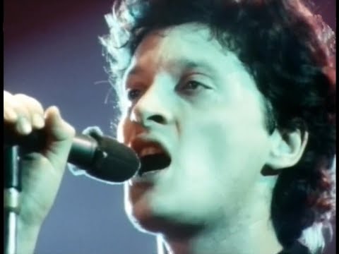 Golden Earring live in 1977 with Eelco Gelling @ Mad love's comin'