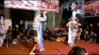 preview picture of video 'The Mongkil MANUNGGAL BUDAYA in Konser'