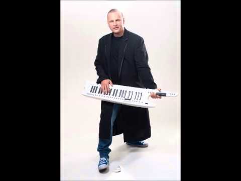 Eesti Mees - Ära möödu must lähedalt