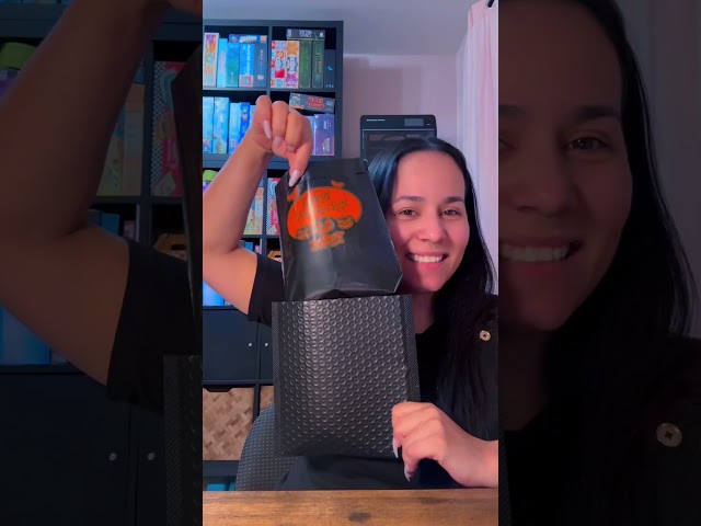 Vídeo relacionado con Noaxylic Gafas de Sol de Peluche de Gran Tamaño, Gafas de sol con Estampado de Leopardo de Felpa, Suaves y Esponjosas con Marco Cuadrado, para Carnaval, Accesorios de Fotografía, Navidad, Halloween
