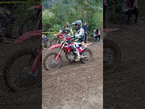 velocros em imbuía SC, se inscreve e deixa seu like pra fortalecer o canal