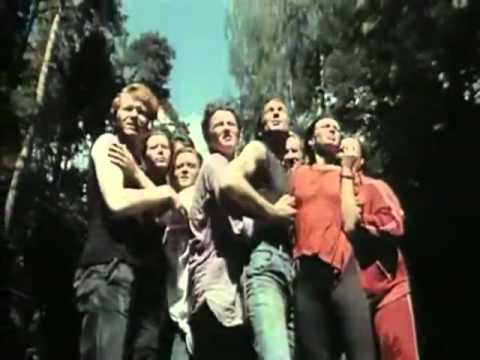 "Miejcie nadzieję..." - Piwnica pod Baranami z filmu "Ostatni dzwonek"