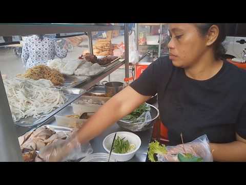 Morning Food And Fresh Food In Phnom Penh Market - My Travel Around Cambodian Market Food