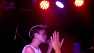 Goapele Live at Harlows Crushed Out
