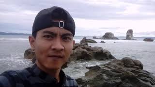 preview picture of video 'Pantai karang putih'