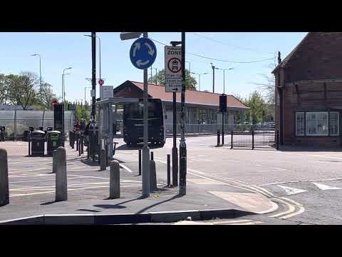 Newbury buses 161 On Route V1