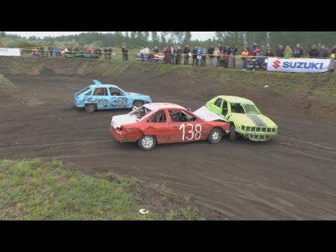 AFM június - Roncsautó verseny