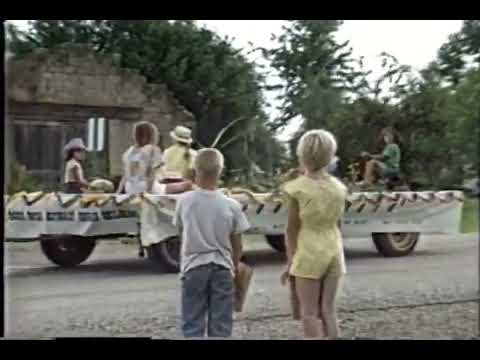 Parker Days Parade Ft  Kacey Deanna, and Toni