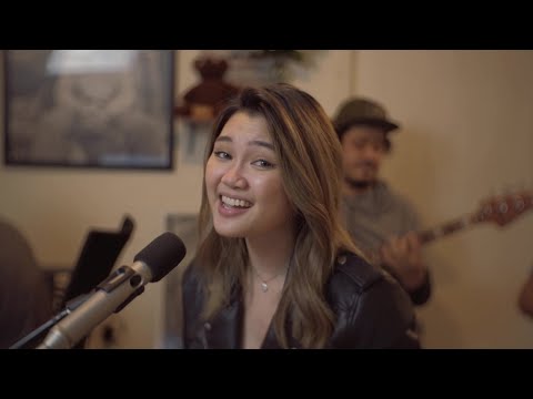 See You On Wednesday | Ruth Garcia - Bayang - bayang jingga (Kiki Maria Cover) - Live Session