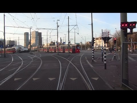 HTM tramlijn 16 Wateringen - Centraal Station | extra afroepinfo bij Bierkade | GTL8 3140