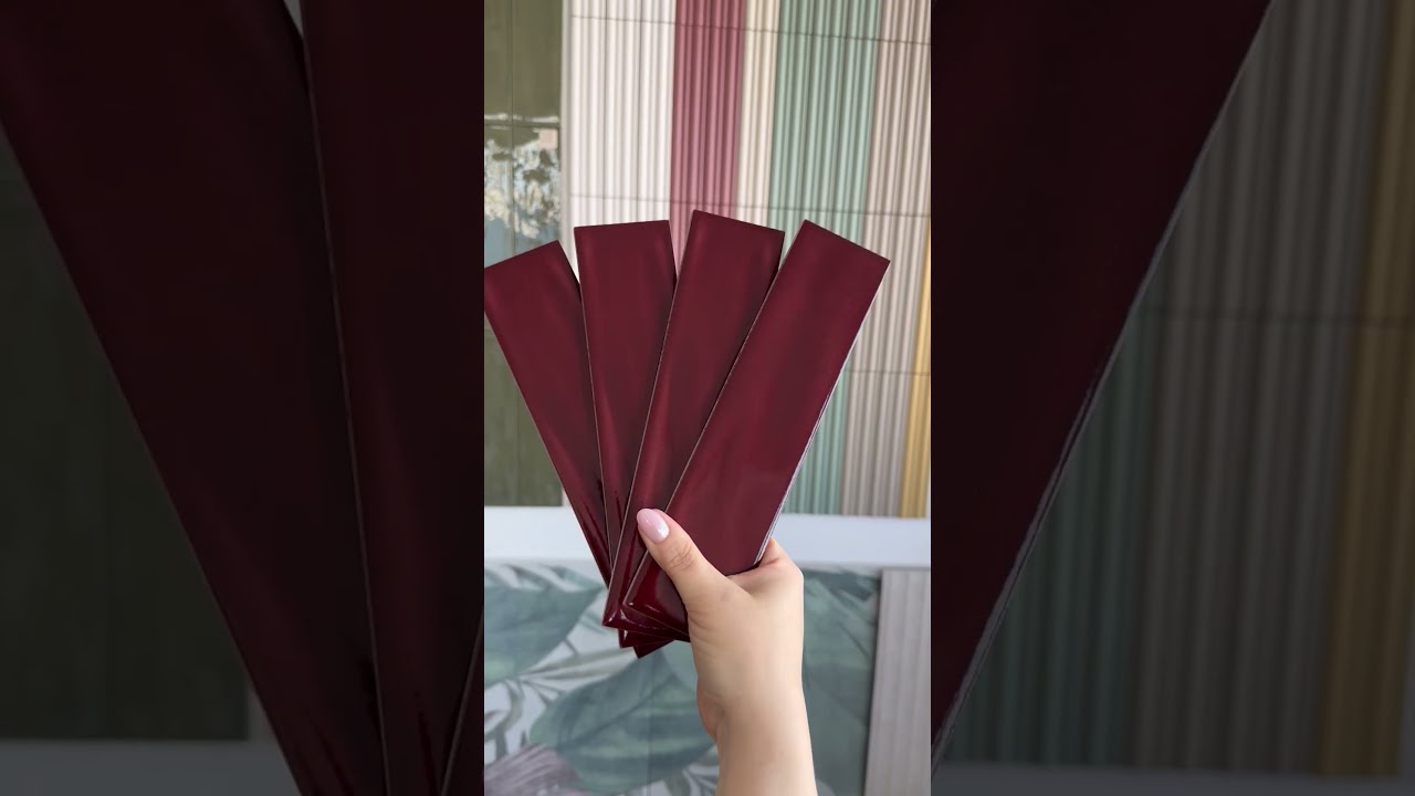 Bordowe kafelki gresowe 3D na ścianę