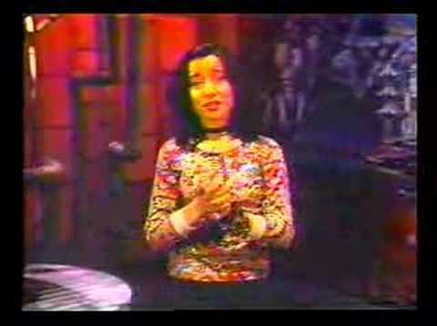 Janeane Garofalo discuses Green Day