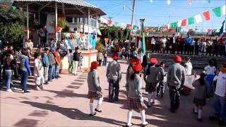 preview picture of video 'Entrada del desfile al jardin de Tierra Fria, Guanajuato'