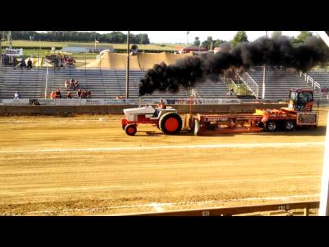 Case 1570 Tractor Pull