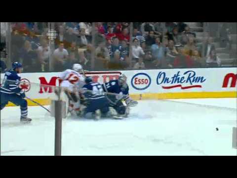 Kessel Goes Top Shelf 10 15 11 VideoCenter Toronto Maple Leafs LWEB 111015 KESSELGOAL sd mp4