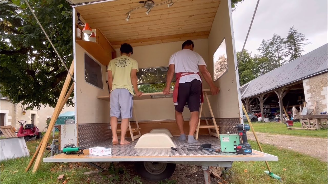 【2/3フランスで中古キャラバンDIY】一人用お好み焼きキッチンはこんな感じでどう？