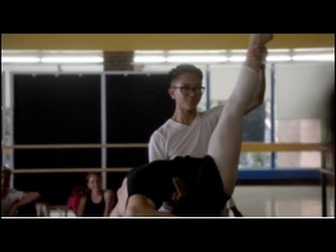 Backstage S01E2 - Groups of Two