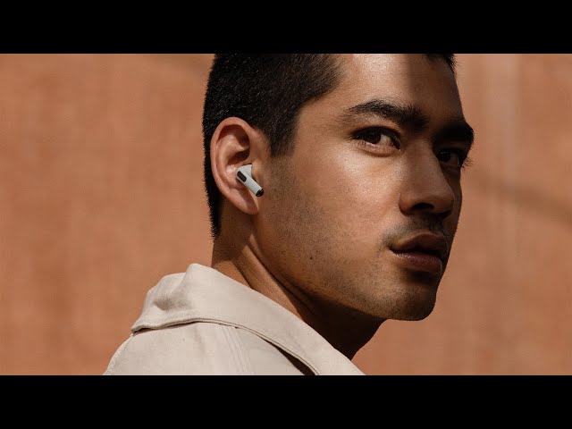 Vídeo relacionado con Sudio N2 Midnight Black - True Wireless Bluetooth Open Earbuds,Multipoint-Connection,Micrófono Integrado para Llamadas, 30 Horas de batería con Funda de Carga, IPX4 Resistente al Agua, USB-C y Carga
