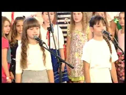 GOVLJA LJECI - Anita ČIZMAR i  Elena ŠOMODJI