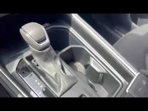 2024 года выпуска Toyota Grand Highlander 2.4L 4х4 Petrol Limited полная комплектация